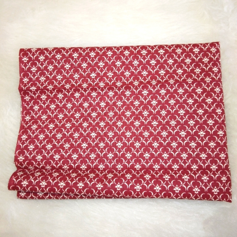 FABRIC Maroon Vining Fleur de Lis, new and unwashed, 26 inches